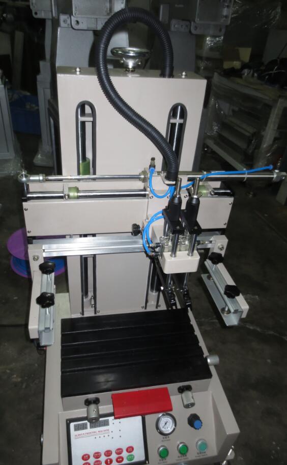 tabletop screen printer with T slot table